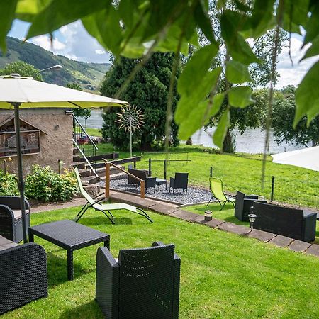 Weingut / Gaestehaus Gerlach Ürzig Eksteriør bilde